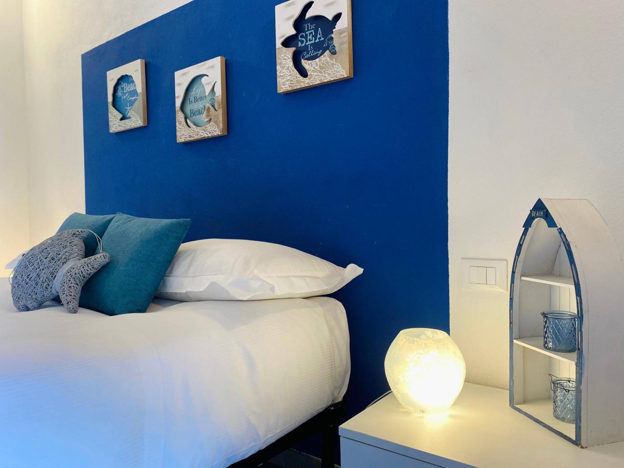 Alla Casa Rosa Al Mare, Central Seafront Stay With Free Private Garage, Air Conditionig, Wi-Fi, Ideal Choice For A Relaxing And Exciting Coastal Escape Rapallo Exterior photo