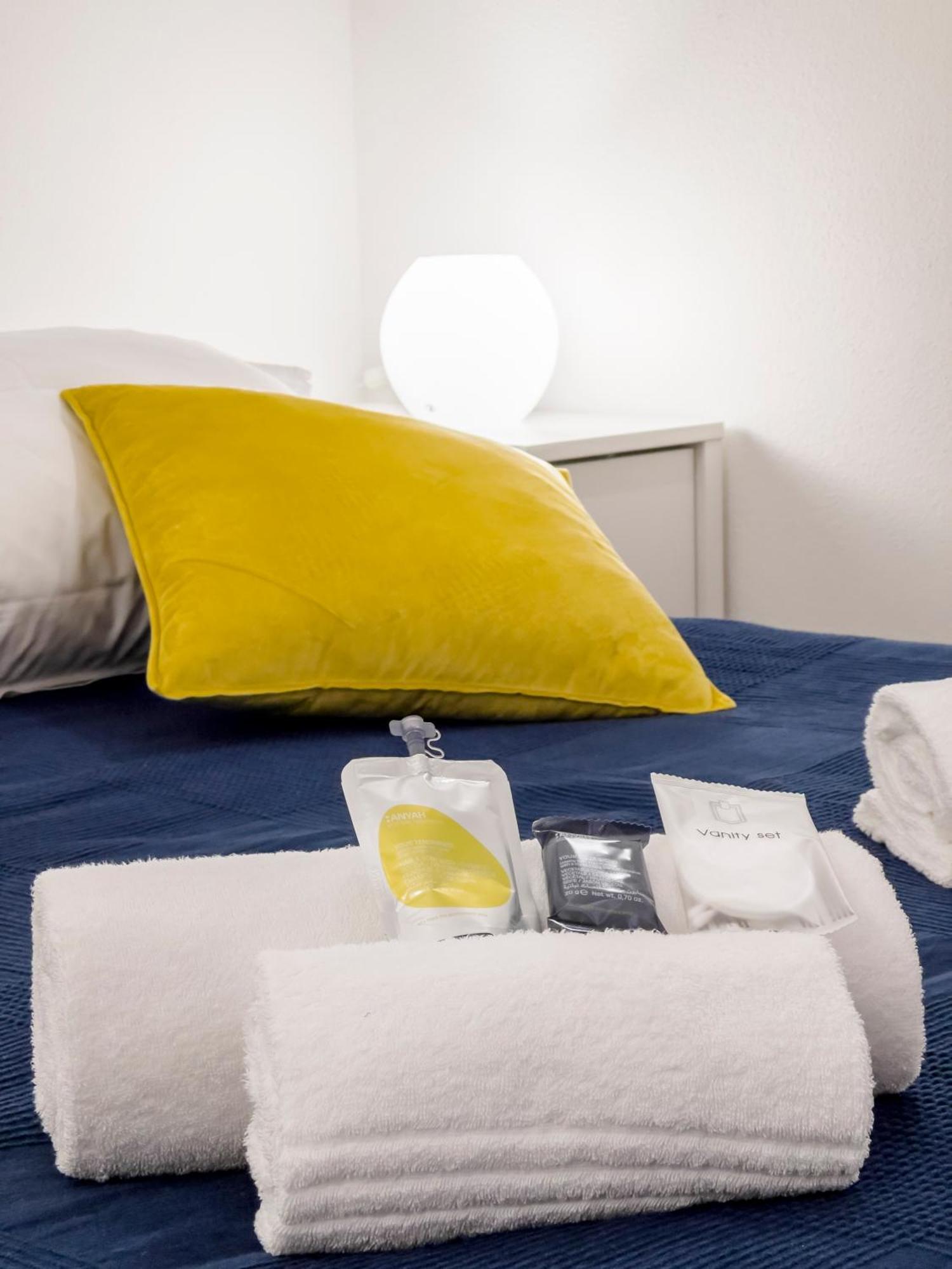 Alla Casa Rosa Al Mare, Central Seafront Stay With Free Private Garage, Air Conditionig, Wi-Fi, Ideal Choice For A Relaxing And Exciting Coastal Escape Rapallo Exterior photo