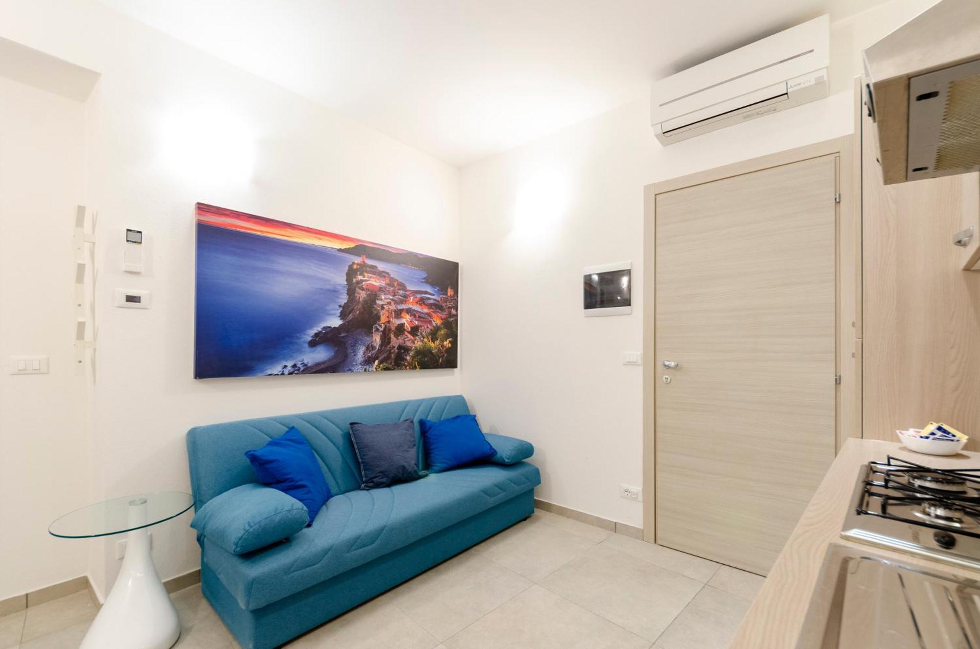 Alla Casa Rosa Al Mare, Central Seafront Stay With Free Private Garage, Air Conditionig, Wi-Fi, Ideal Choice For A Relaxing And Exciting Coastal Escape Rapallo Exterior photo